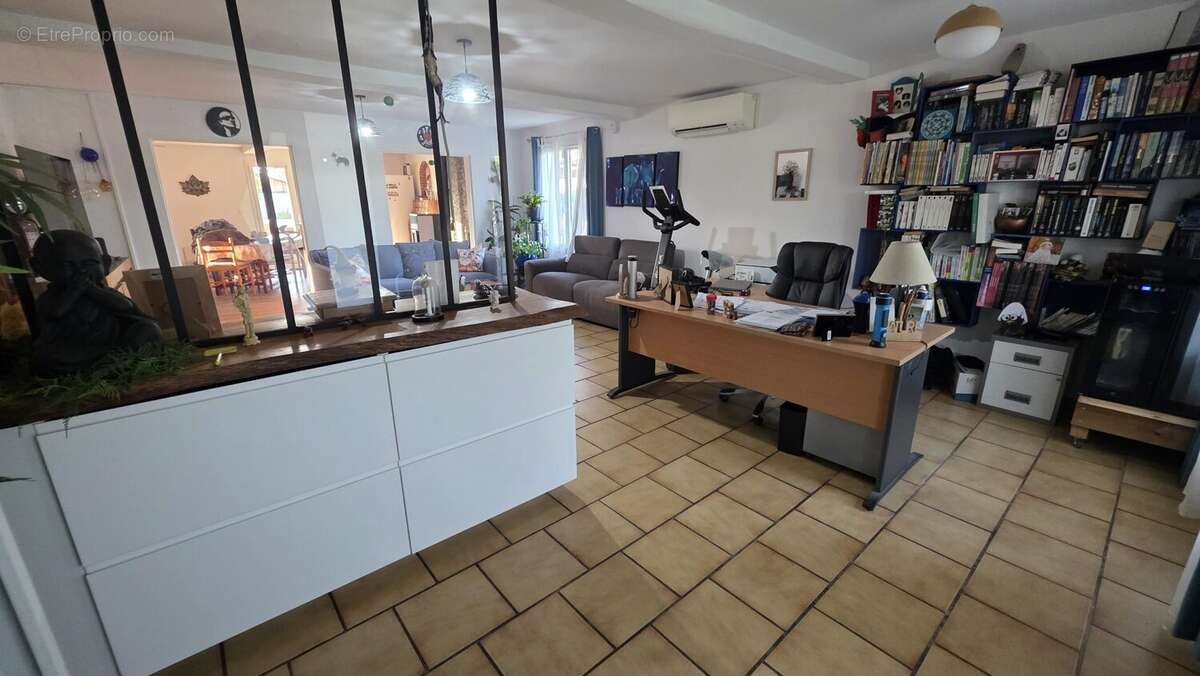 Maison à CADAUJAC