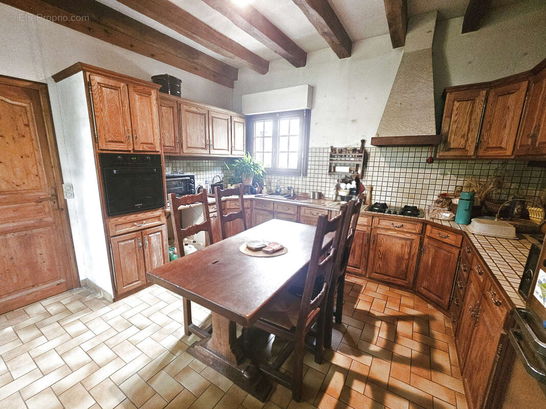 Maison à SAINT-REMY-LES-CHEVREUSE