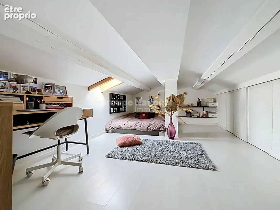 Duplex dans maison de village Mouans Sartoux 5 pièce(s) 130 m² (97 m²LC) - photo 17