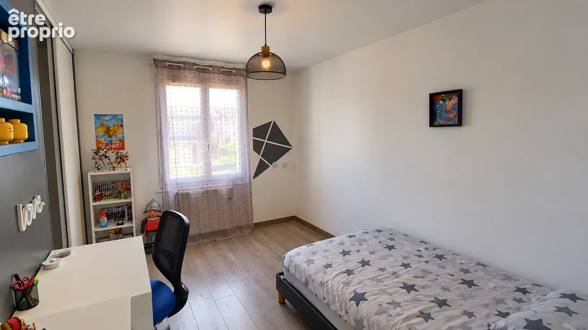 Beauzelle - Maison 4 pièces 91m² - Avec jardin, piscine et garage - photo 7
