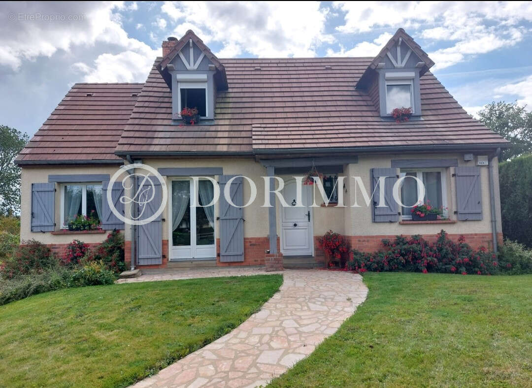Maison à BEAUVAIS