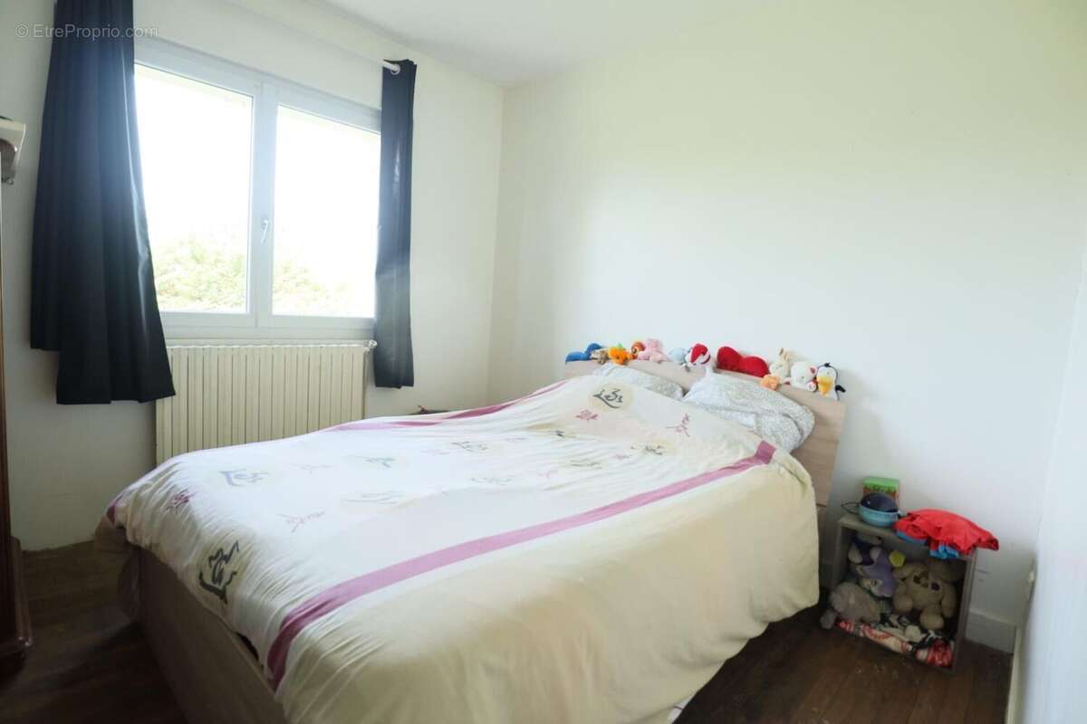 Maison 74 m² à Poursac  - photo 9