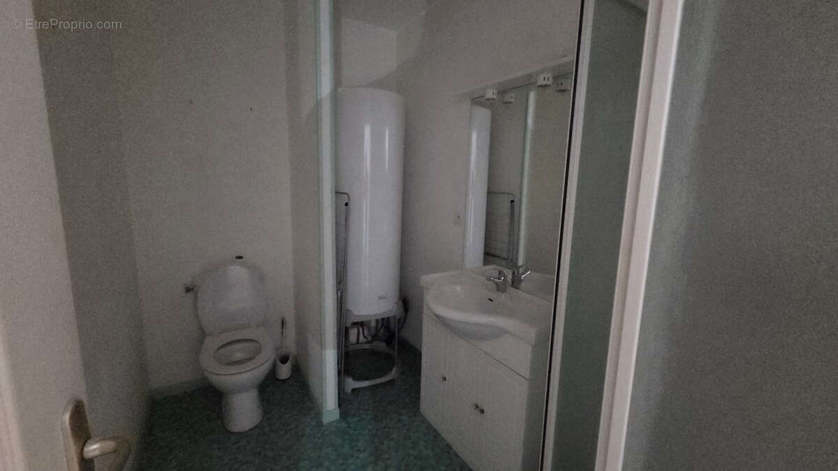 Immeuble à vendre de 80 m2 - photo 3