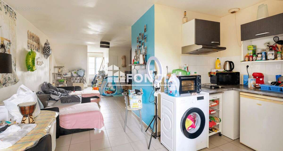 Appartement à MOISSY-CRAMAYEL