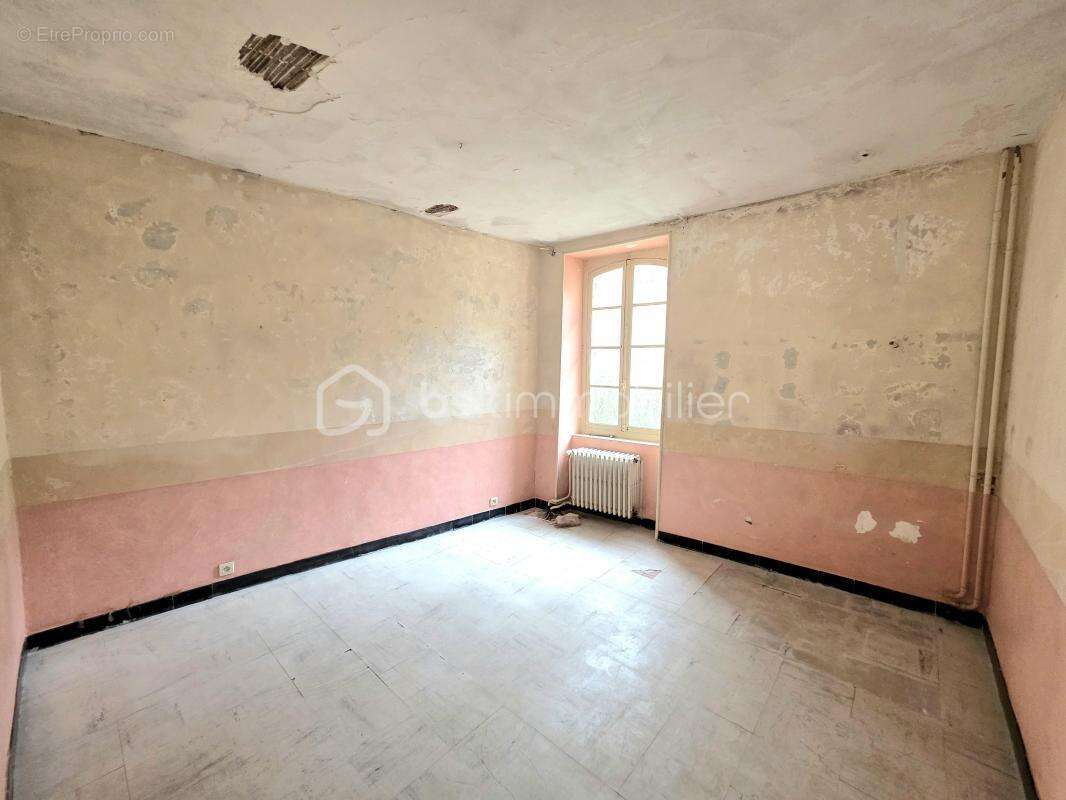 Maison à MONDRAGON
