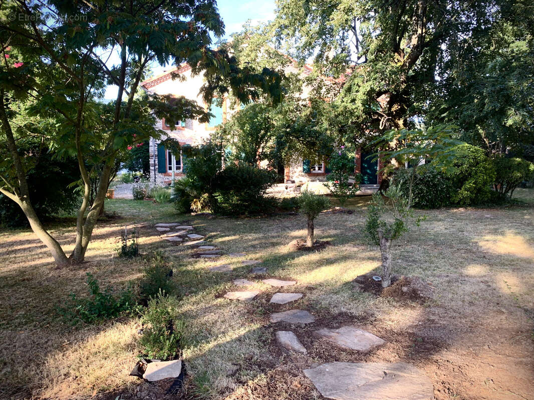 Maison à PAYRIN-AUGMONTEL