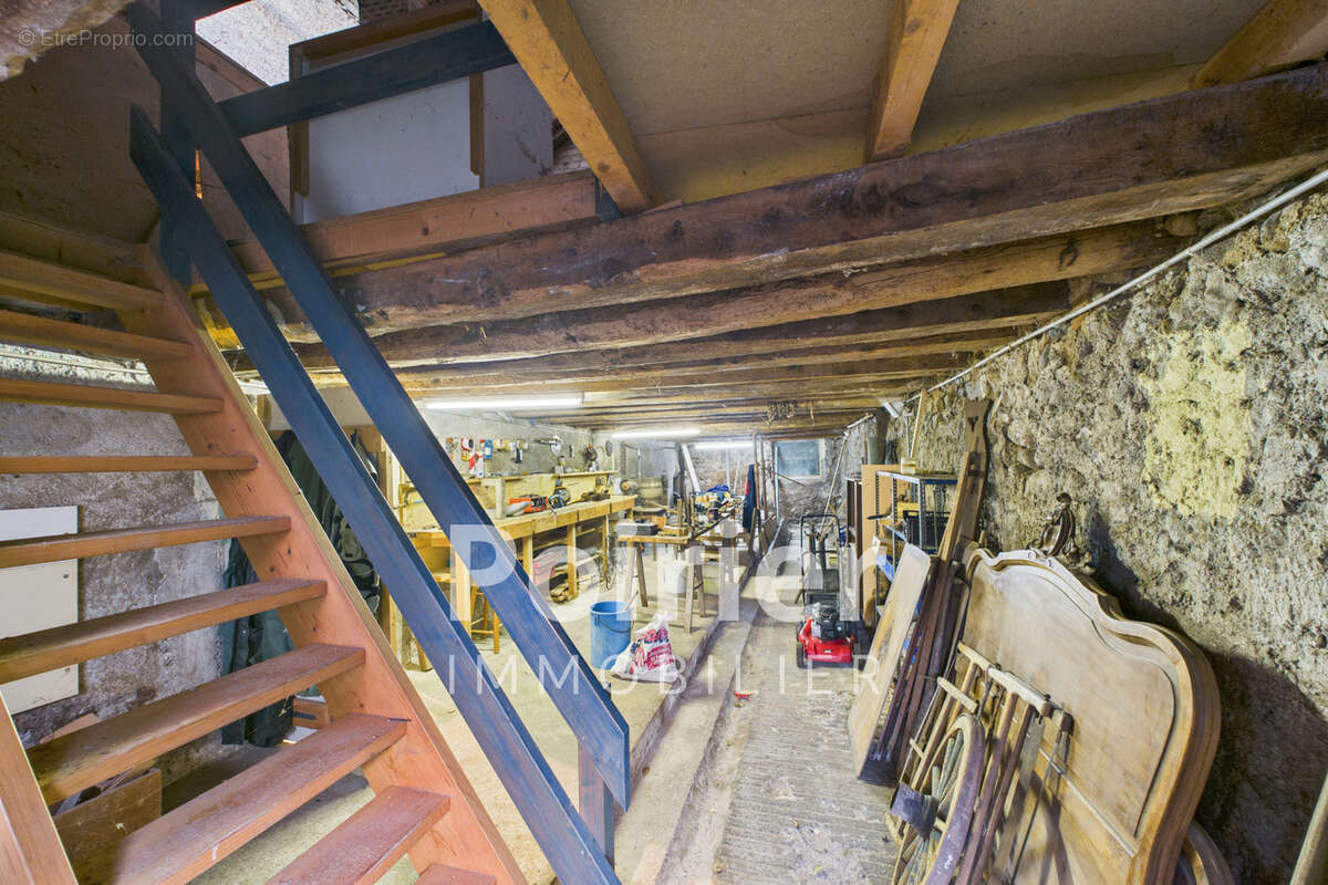 Maison à PERRIGNIER