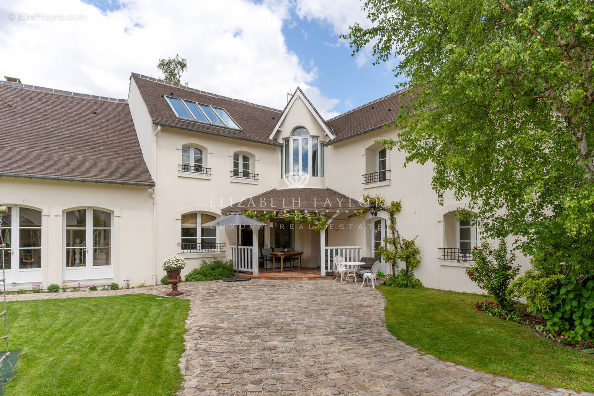 Maison à NOISY-LE-ROI