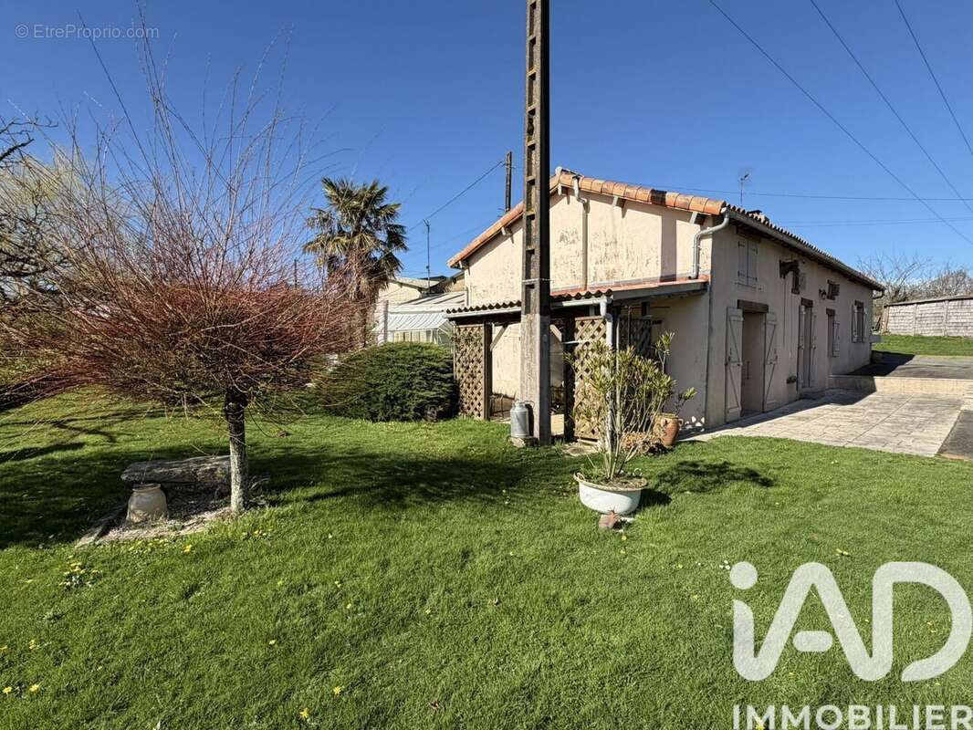 Photo 3 - Maison à SAINT-PARDOUX