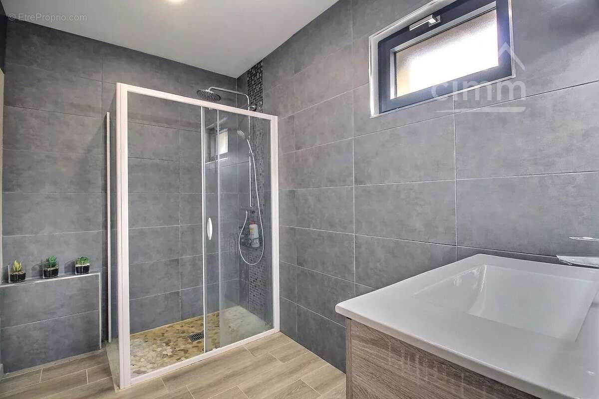 Maison à SAVONNIERES