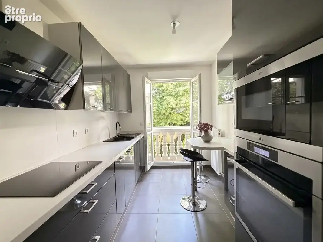 Appartement 4 pièces 86 m² à vendre à Le Plessis-Robinson (92350) - photo 4