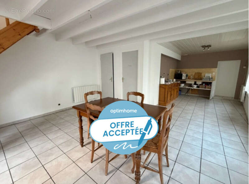 Maison à MAREUIL-SUR-LAY-DISSAIS