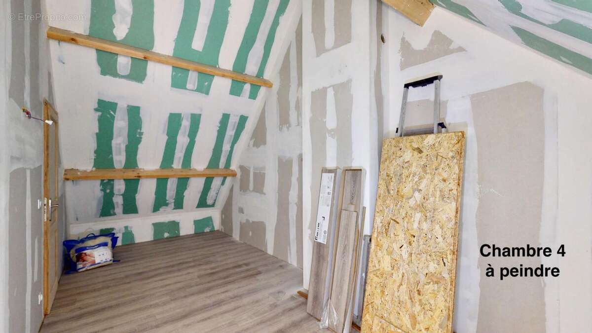 Maison à LA FERTE-MILON