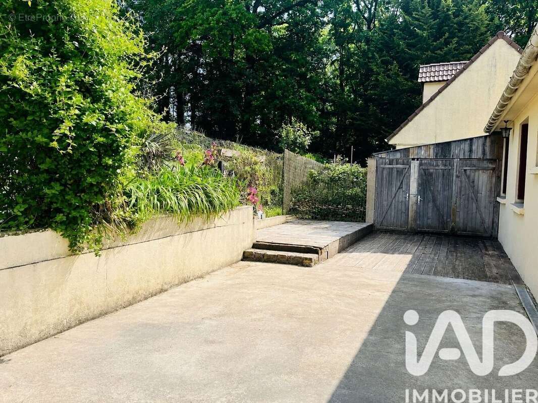 Maison 90 m² à Levainville  - photo 2