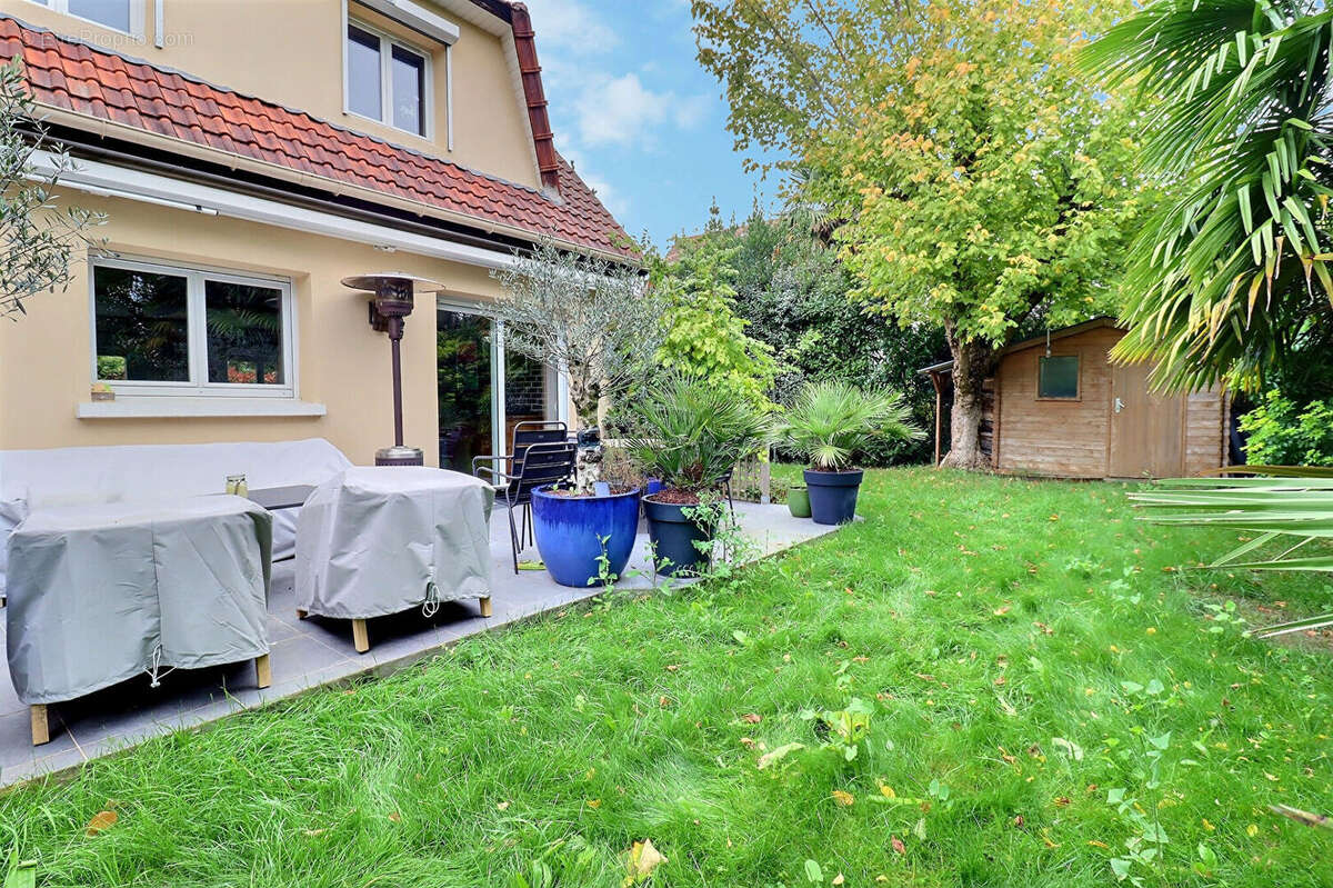 Maison à VITRY-SUR-SEINE