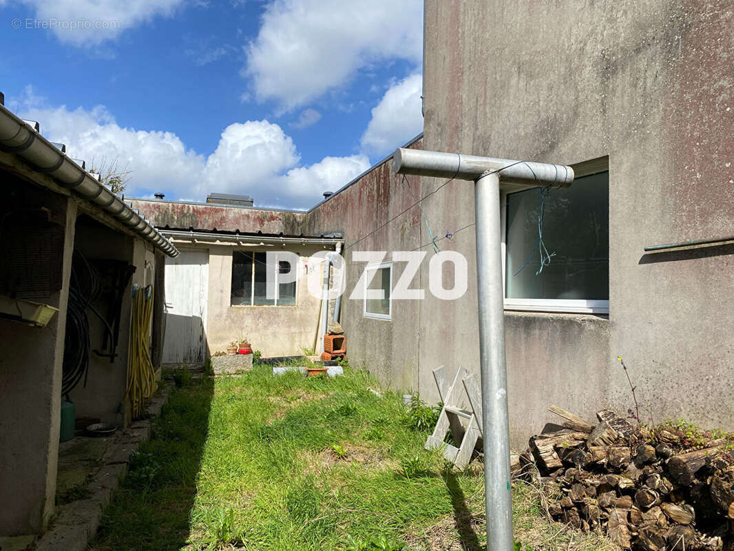 Maison à SAINT-VAAST-LA-HOUGUE