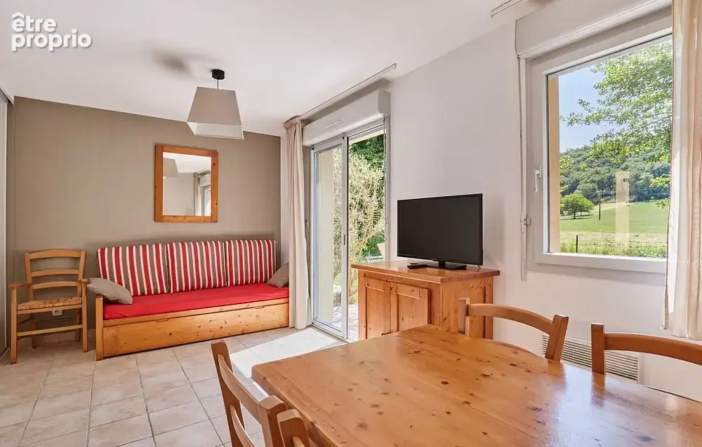 INVESTISSEMENT LOCATIF  MONTIGNAC  Résidence de tourisme Le Hameau du Moulin  7.49 % de rentabilité - photo 3