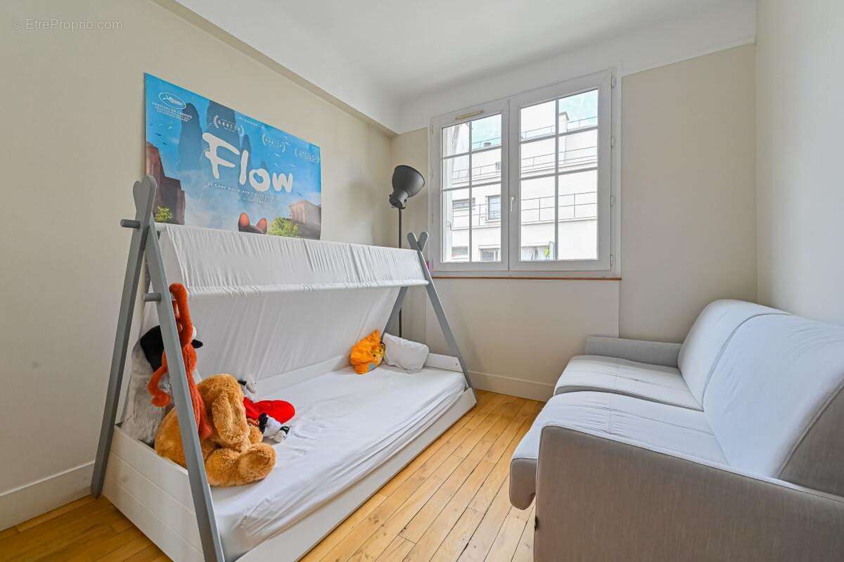 Appartement à PARIS-19E