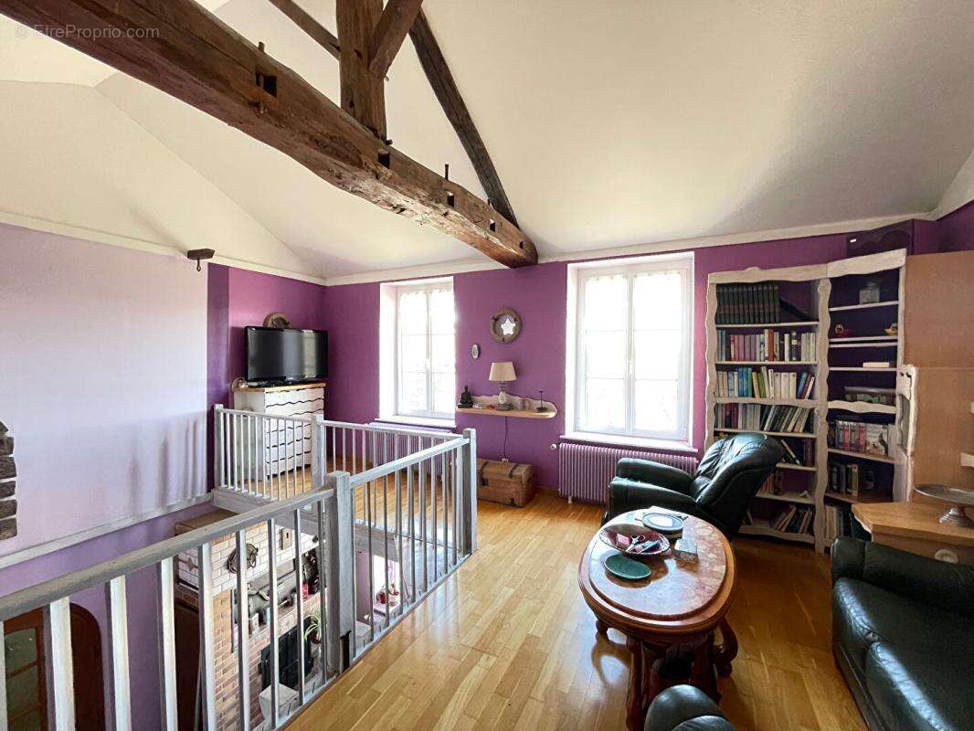 Maison à CONTREXEVILLE