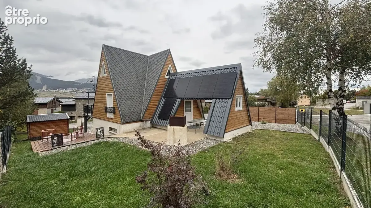 Maison à MATEMALE