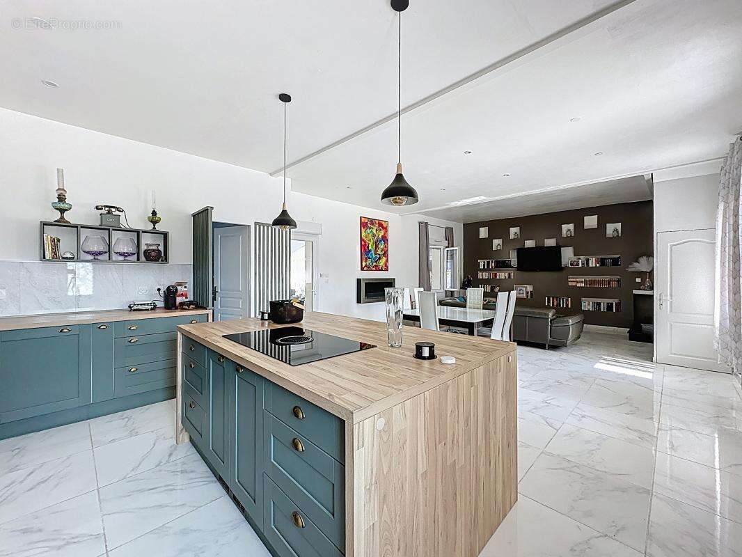 Maison à SAINT-FONS