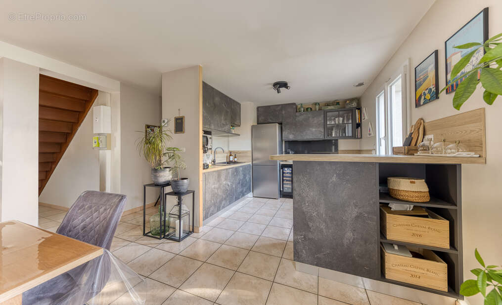 Maison à OZOIR-LA-FERRIERE