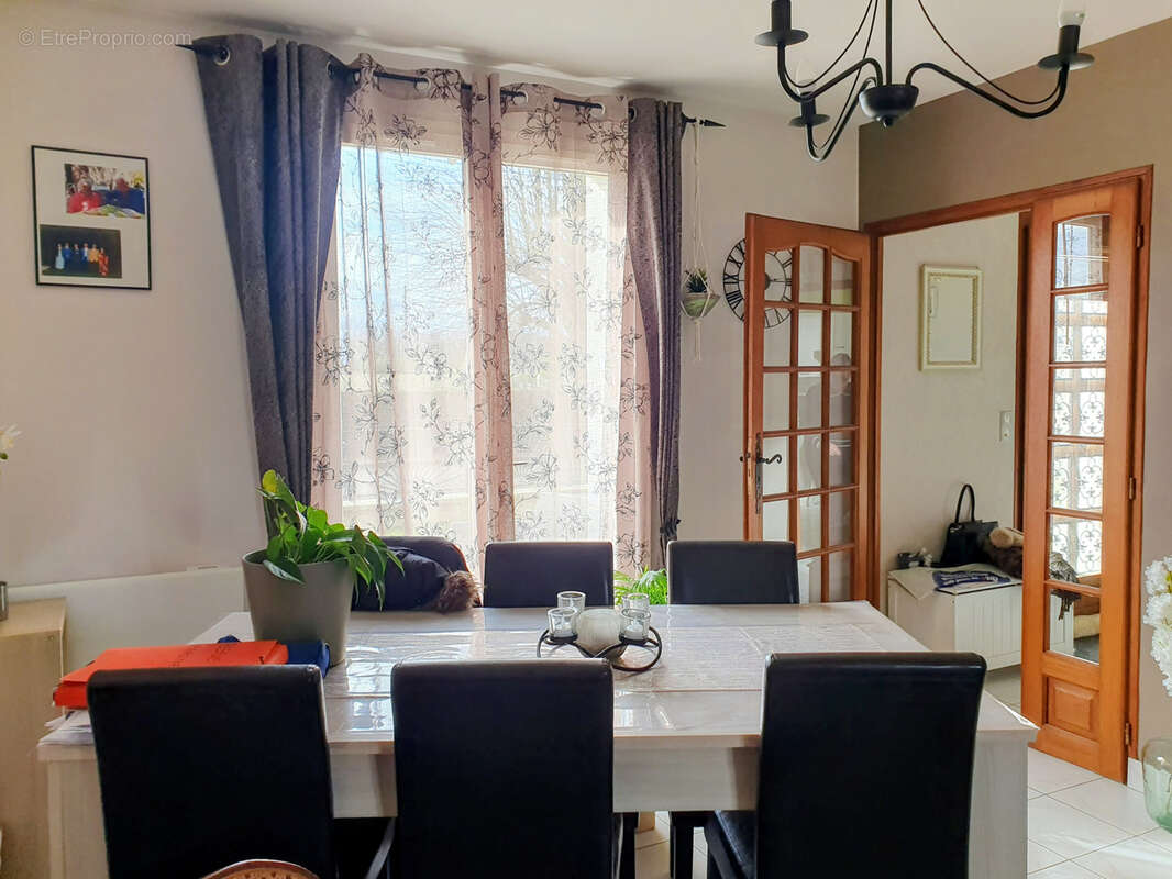 Maison à BREVIANDES