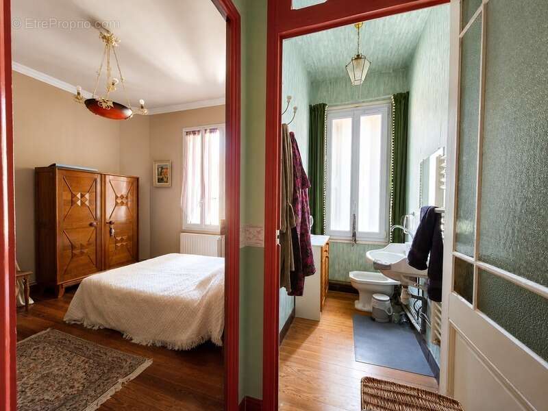 Maison de maître d'exception – ancien domaine viticole – plus de 1 000 m² de bâtis – cœur de ville - photo 15