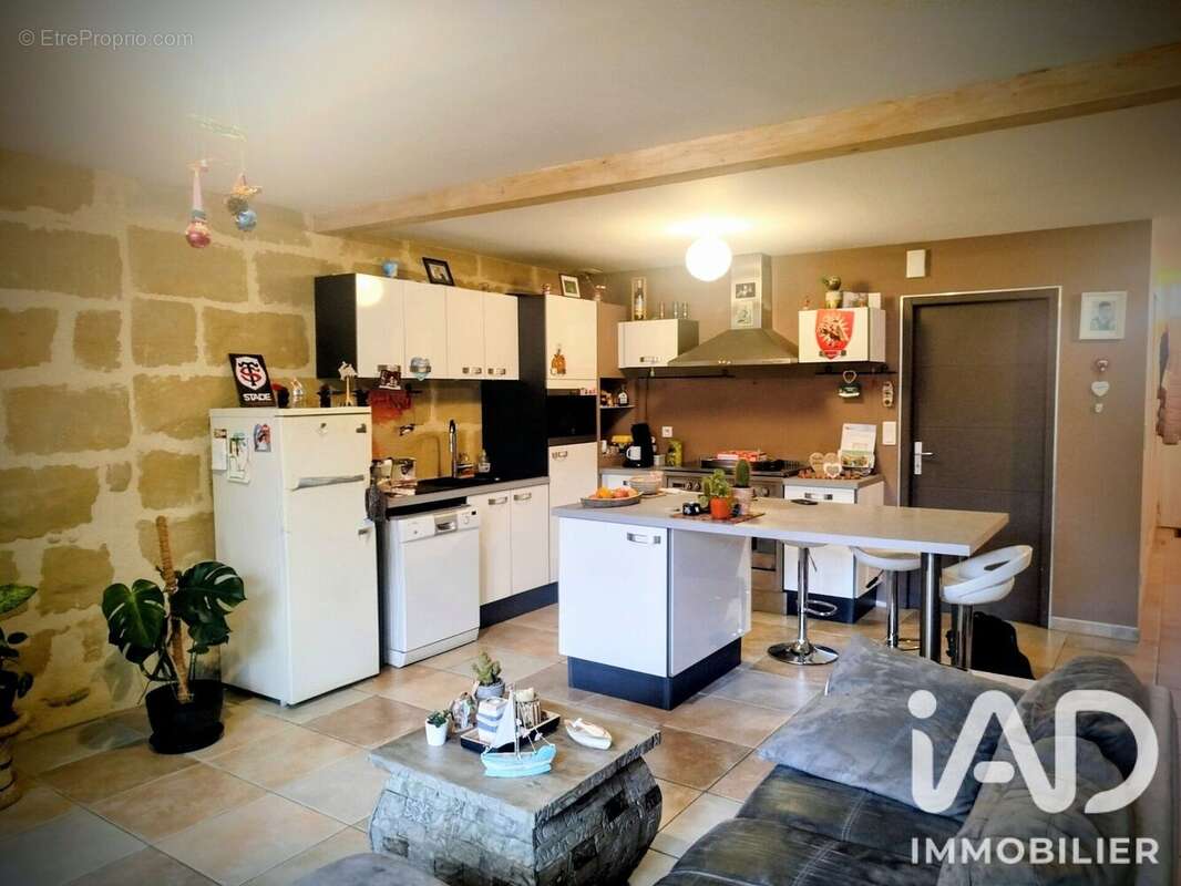 Maison 134 m² à Miramont-De-Guyenne  - photo 5