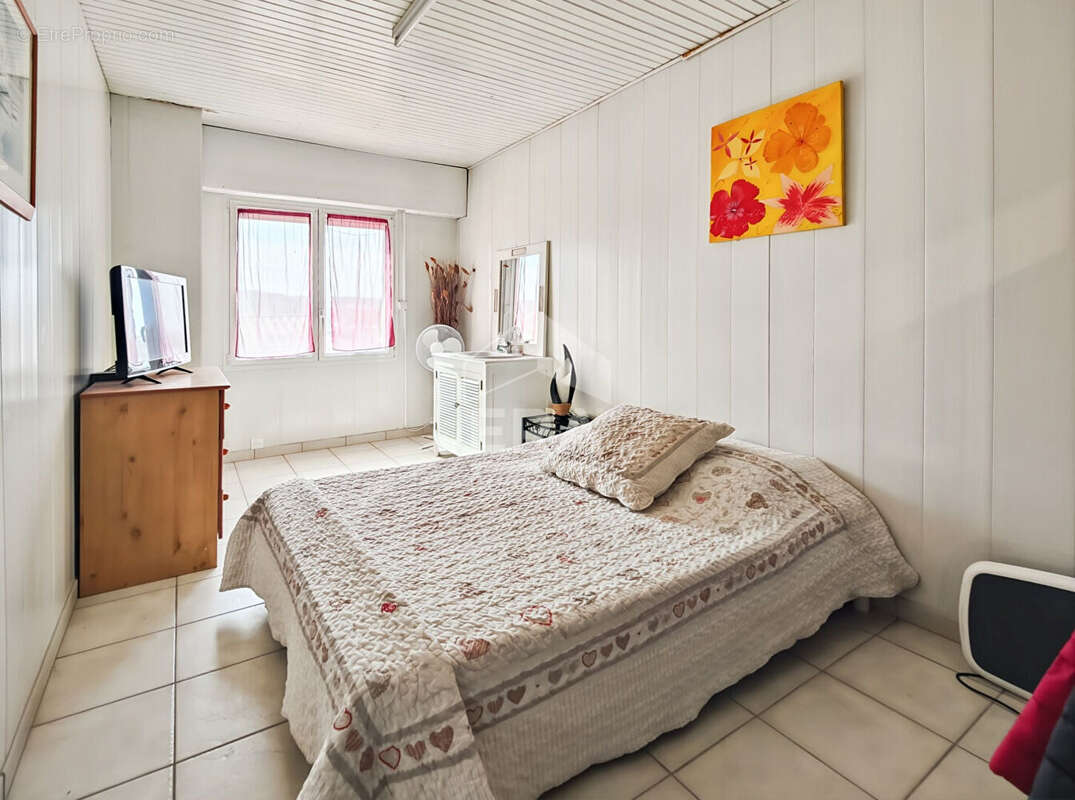 Appartement à CHATEAUNEUF-LES-MARTIGUES