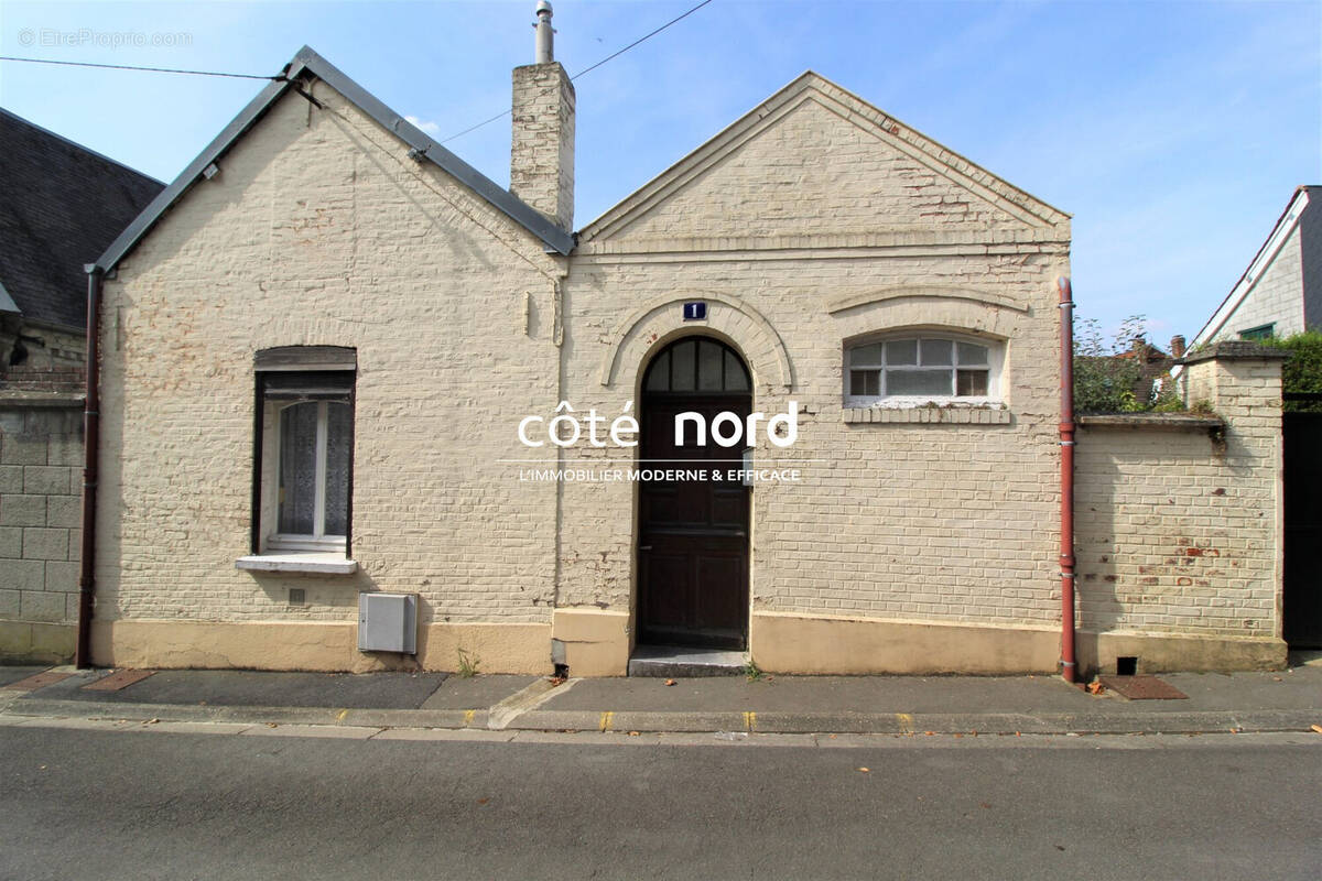 Maison à WALINCOURT-SELVIGNY