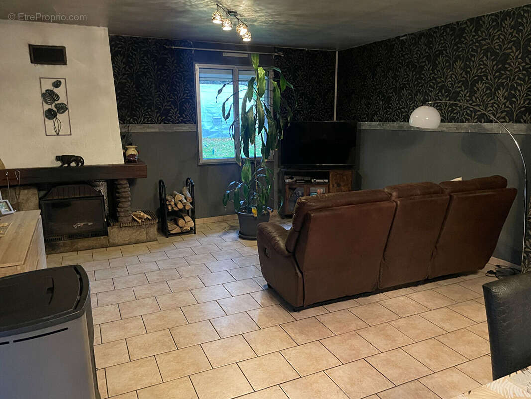 Maison à NEUFMAISONS