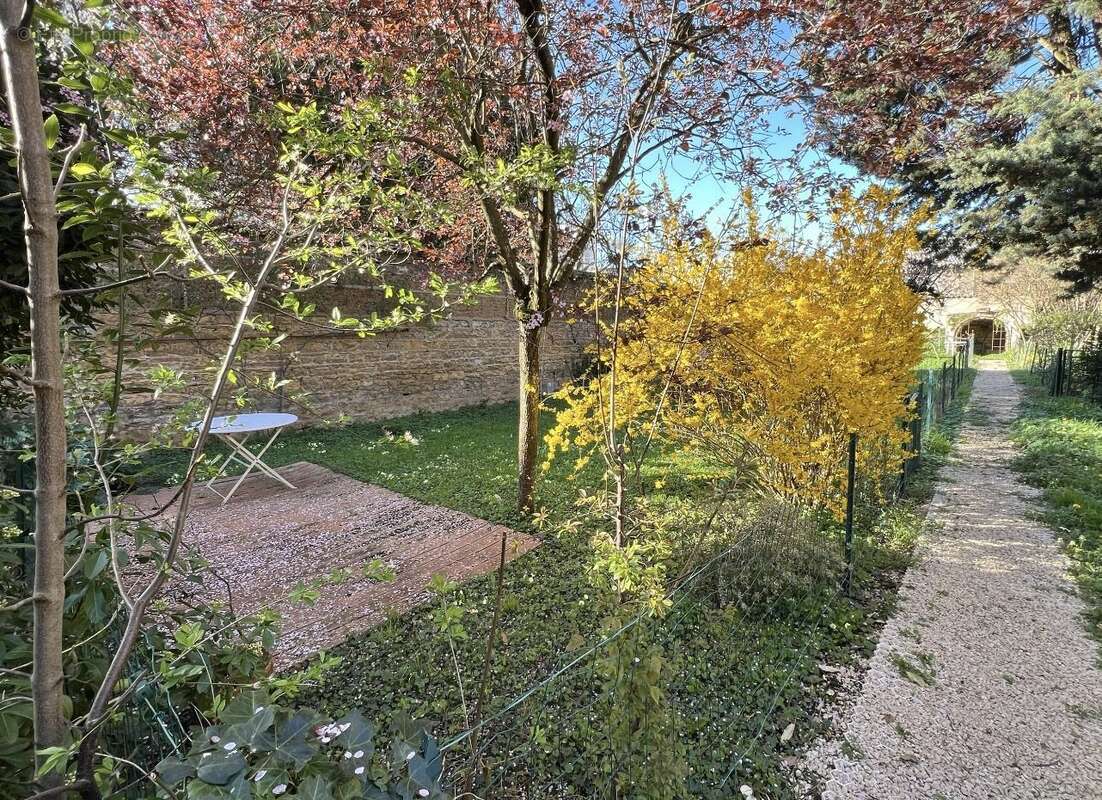 Appartement à VILLEFRANCHE-SUR-SAONE