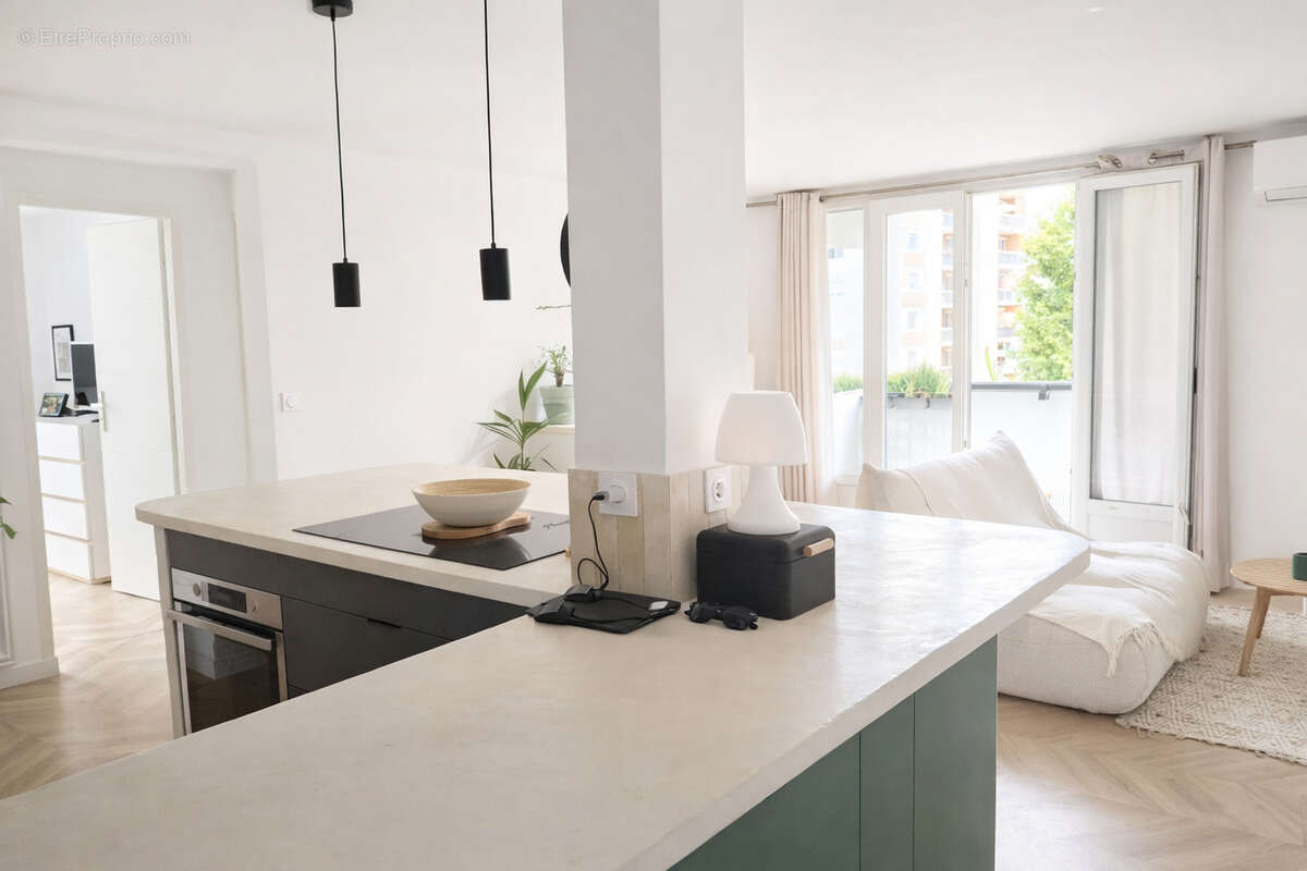 Appartement à CARNOUX-EN-PROVENCE