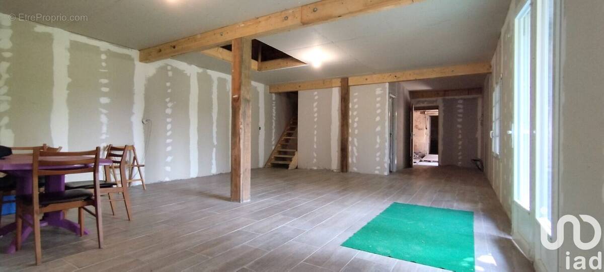 Photo 1 - Maison à FONTAINES