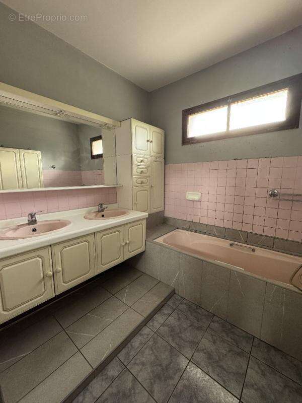 Maison 152 m² à Millery  - photo 11