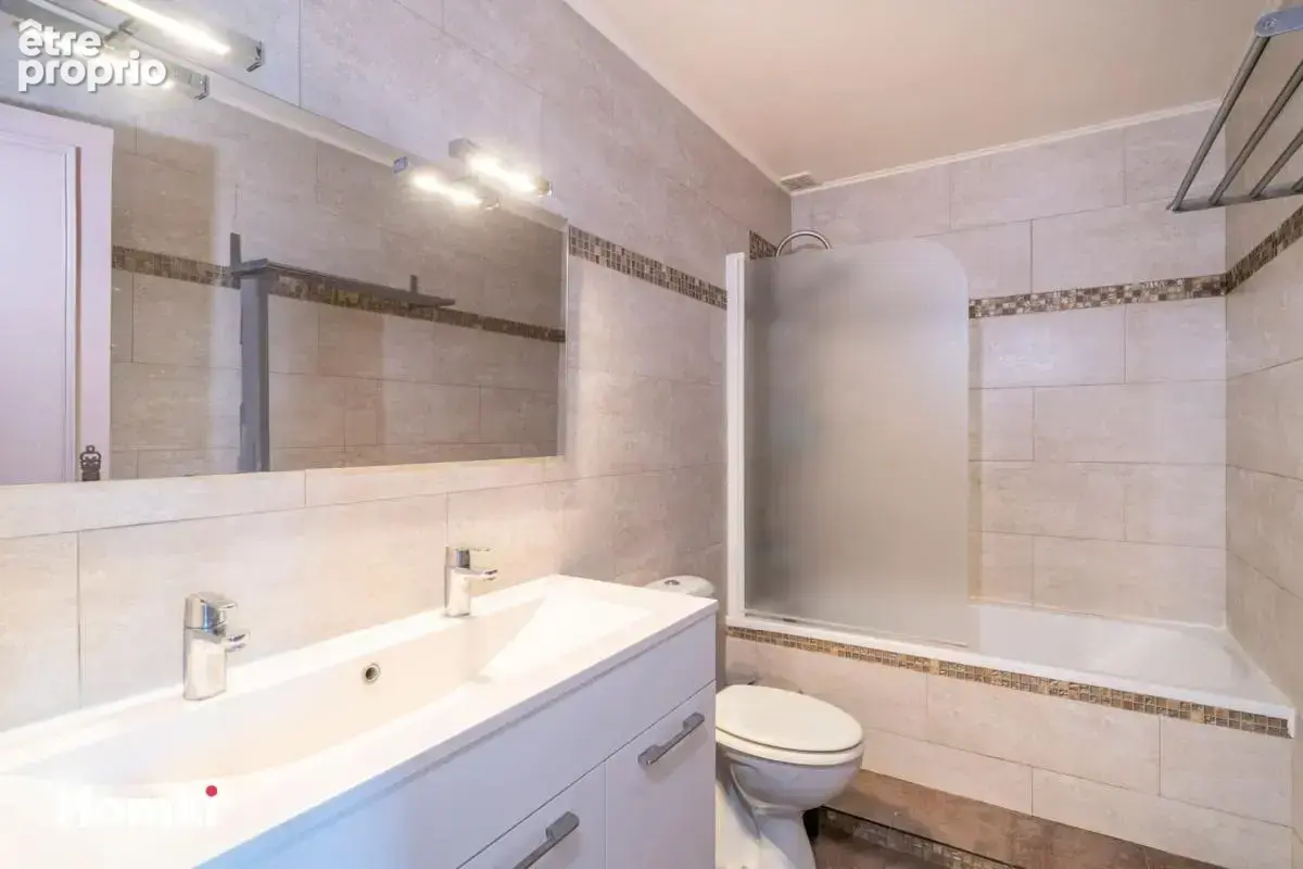 Appartement T4 de 83 m² à Marseille 13009, Boulevard Barthélémy - photo 9