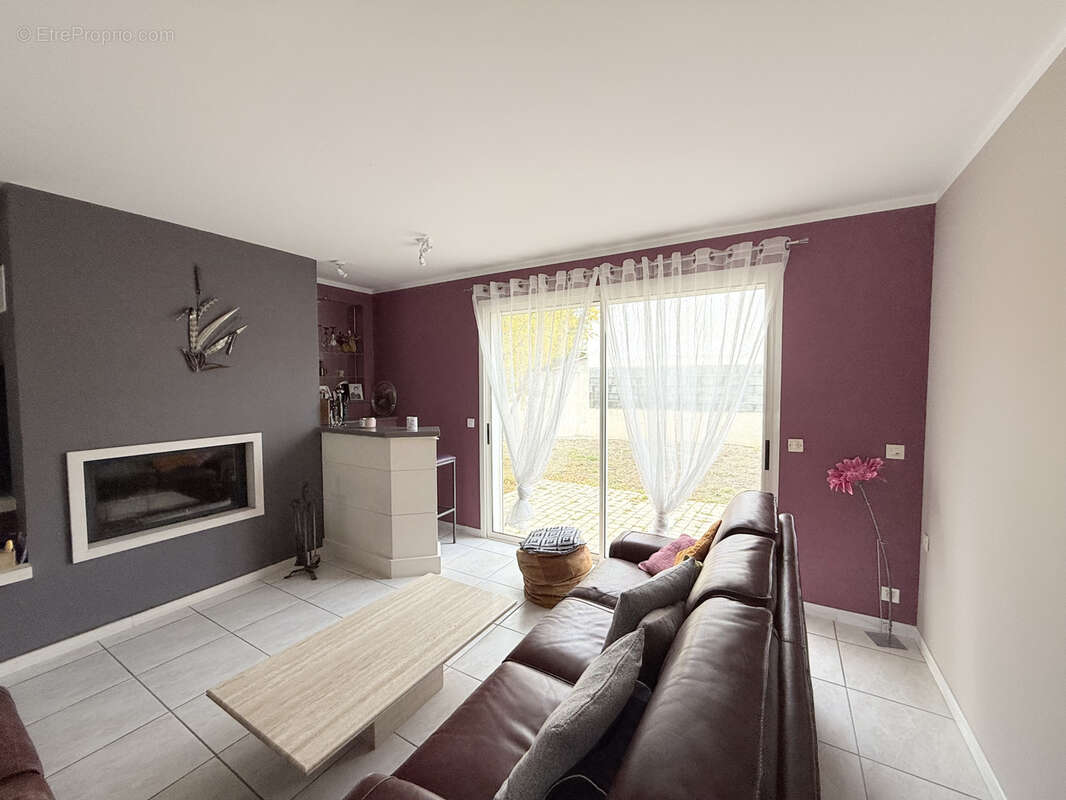 PIGNAN maison T6 avec piscine et sous sol - photo 7