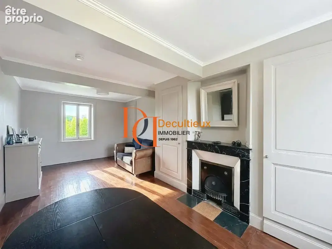 Maison 5 pièces 141 m² à vendre à Montanay (69250) - photo 5