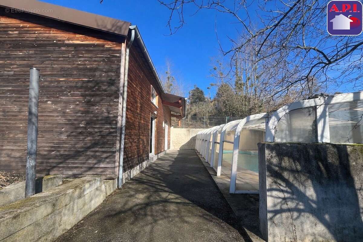 Maison à SAINT-JEAN-DU-FALGA