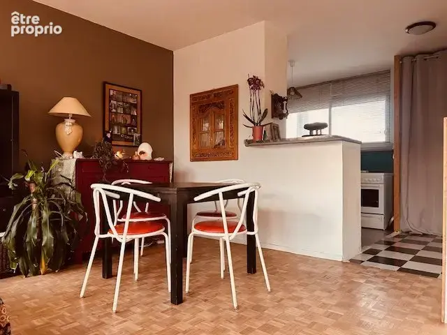 Appartement 69 m² à Cenon  - photo 2