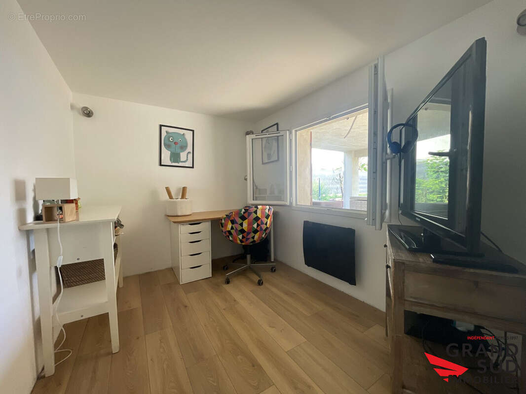 Maison 135 m² à Carignan-De-Bordeaux  - photo 8