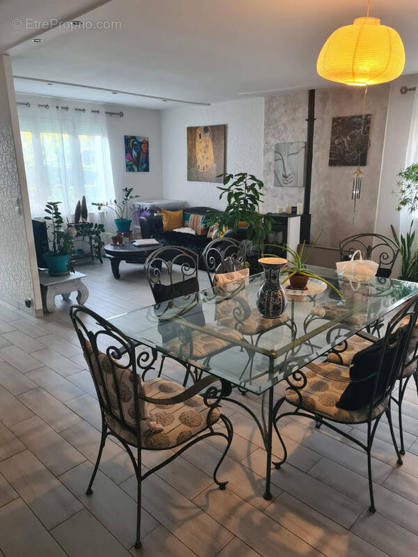 Appartement à GRIGNY