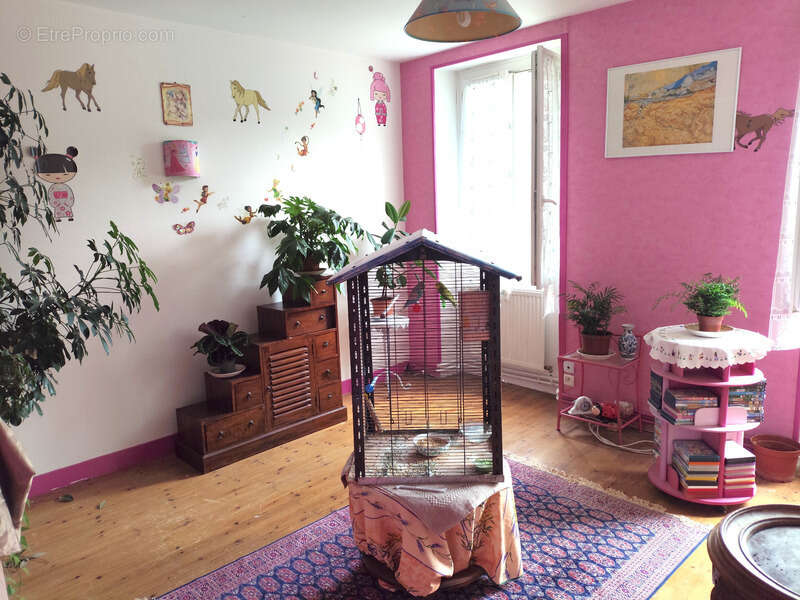 Maison à LOUZAC-SAINT-ANDRE