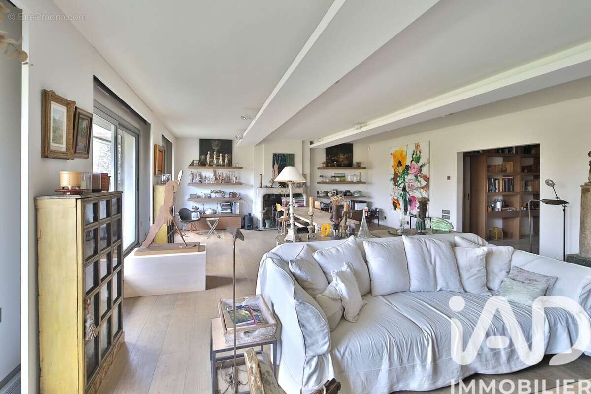 Photo 2 - Appartement à PARIS-16E