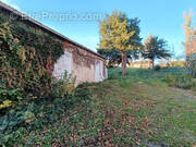 Terrain à SAINT-POURCAIN-SUR-SIOULE