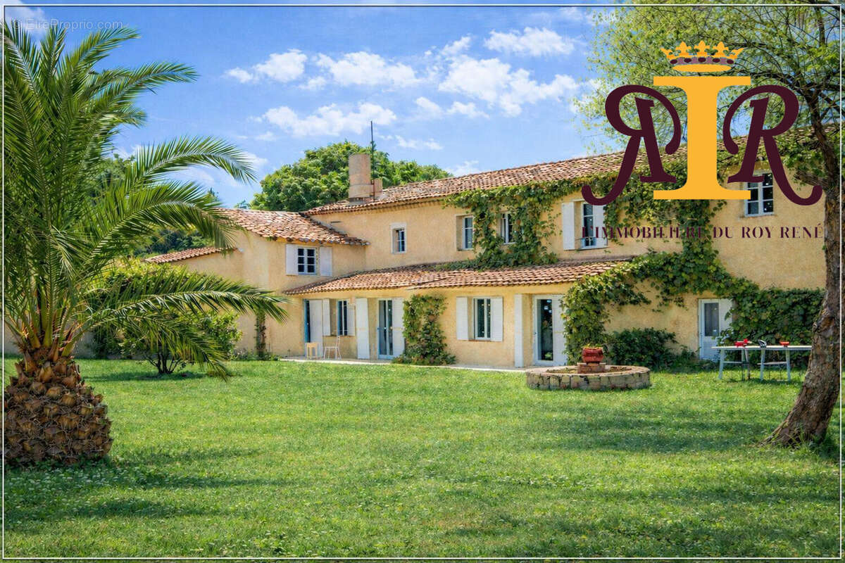 Maison à SAINT-GILLES