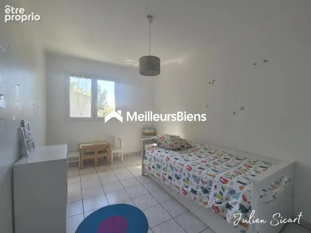 Maison 4 faces de 213 m² habitables – 2 appartements T4 – Terrain de 535 m² - photo 15