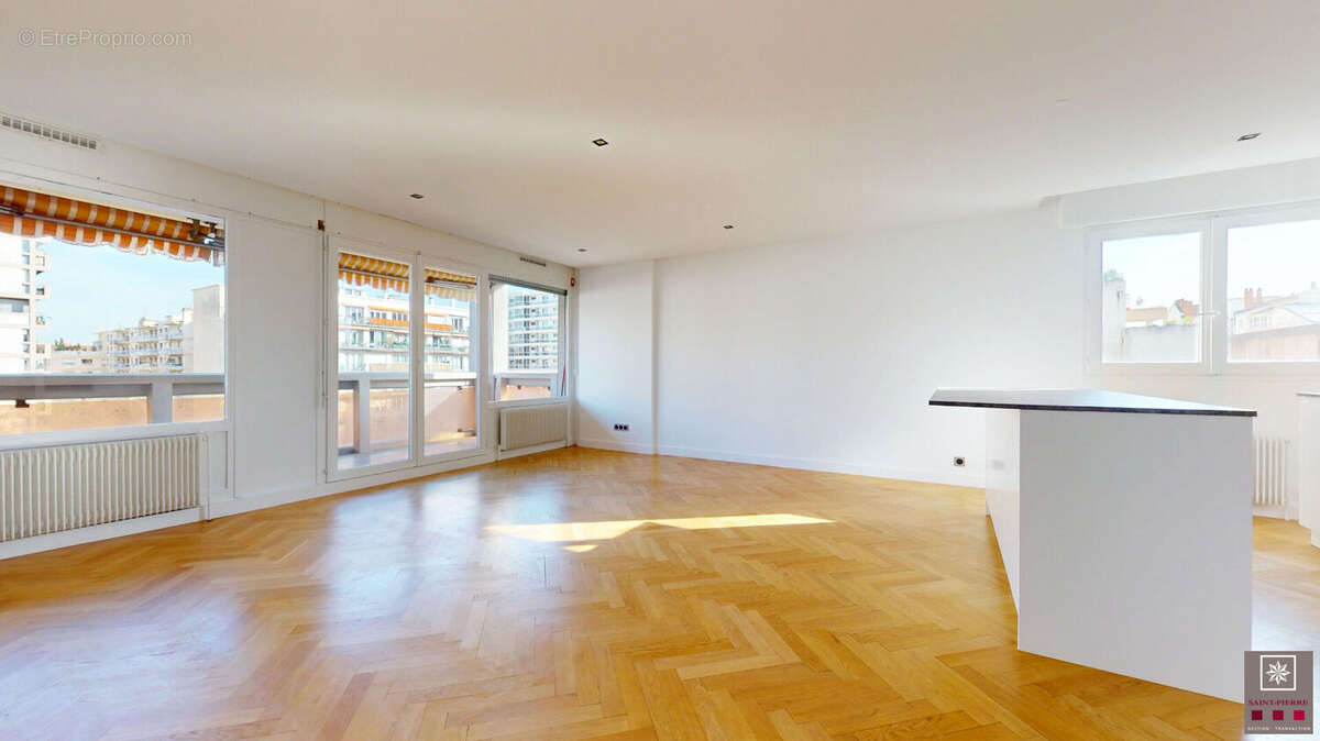 Appartement à LYON-6E