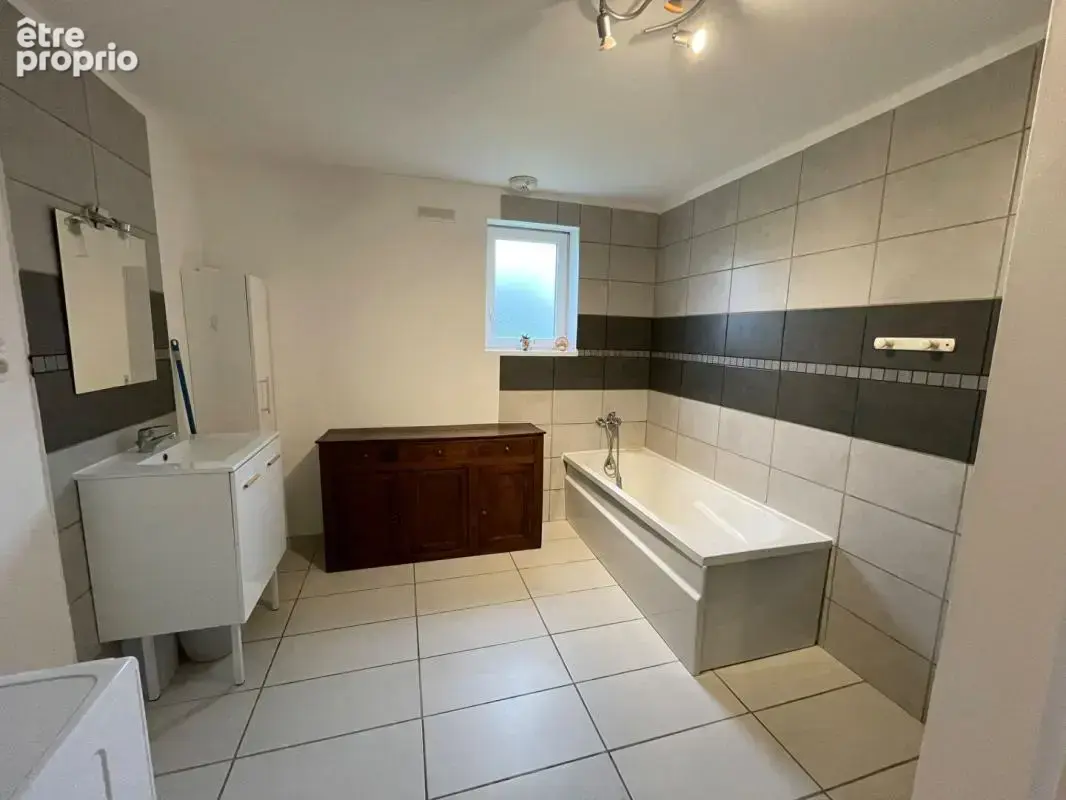 Maison Saint Viaud (44320) - 5 chambres - 168 m2 - photo 17